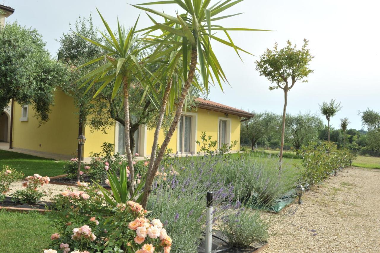 Paradiso Degli Ulivi B&B Peschiera del Garda Buitenkant foto