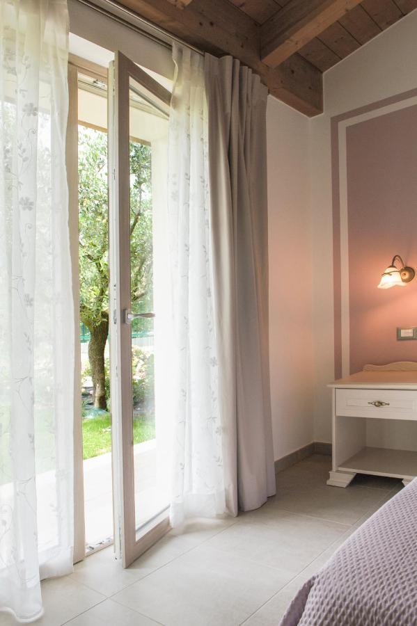 Paradiso Degli Ulivi B&B Peschiera del Garda Buitenkant foto