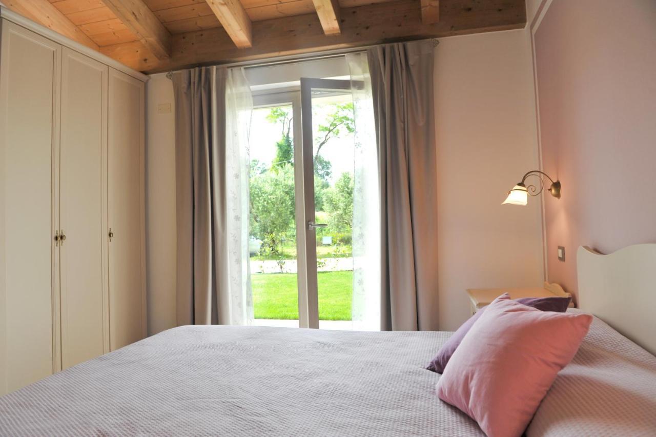 Paradiso Degli Ulivi B&B Peschiera del Garda Buitenkant foto